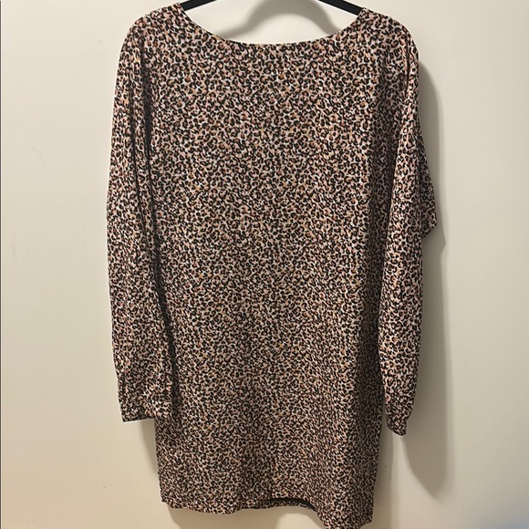 LOFT Dresses & Skirts - LOFT Brown Tan Dolman Sleeve Dress